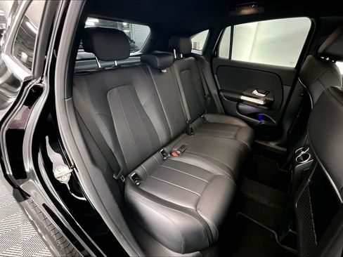 Certified 2023 Mercedes-Benz GLA 250 4MATIC image 17