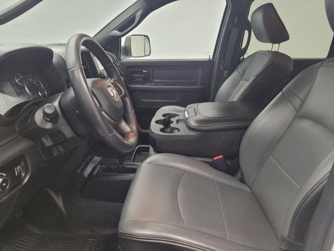 Used 2022 RAM 2500 Tradesman w/ Chrome Appearance Group image 17