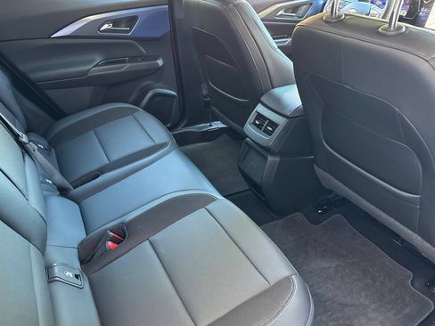 Used 2024 Chevrolet Equinox EV LT w/ LPO, Trailering Package AWD/4WD image 18