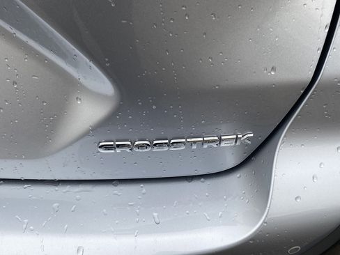 Used 2025 Subaru Crosstrek 2.5i Limited w/ Crosstrek Mirror Package image 25