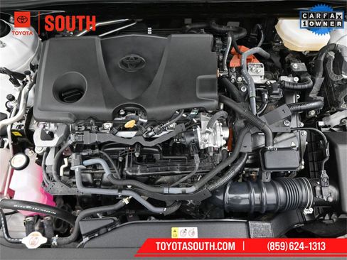 Used 2025 Toyota Camry LE image 30