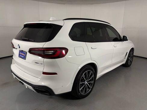 Used 2022 BMW X5 xDrive40i w/ M Sport Package image 8