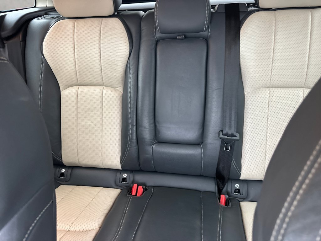 Used 2017 Land Rover Range Rover Evoque SE AWD/4WD image 24