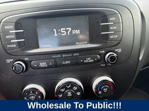 Used 2016 Kia Soul + FWD image 14