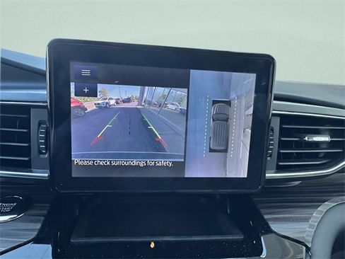 Used 2023 Ford Explorer Limited image 35