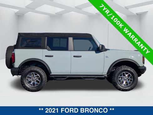 Certified 2021 Ford Bronco Black Diamond image 3
