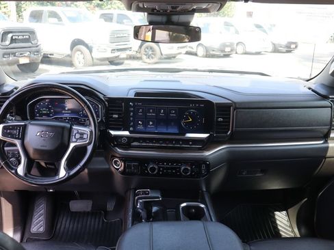 Used 2024 Chevrolet Silverado 1500 RST w/ Convenience Package II AWD/4WD image 31