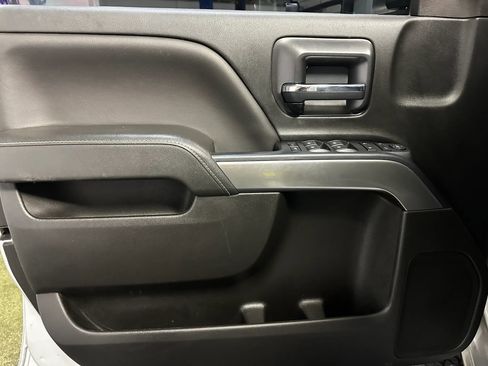 Used 2018 Chevrolet Silverado 2500 LT w/ All Star Edition image 12