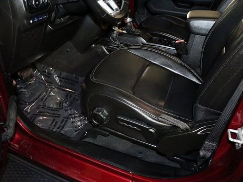 Used 2021 Jeep Wrangler Unlimited Sahara 4xe w/ Cold Weather Group image 26