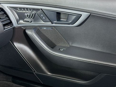 Used 2024 Jaguar F-TYPE R-Dynamic RWD image 16