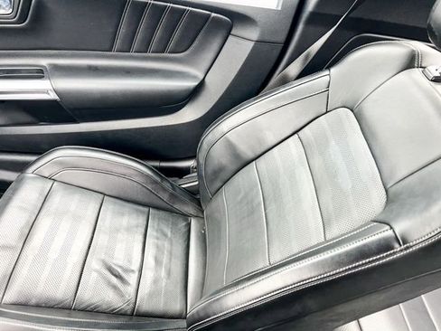 Used 2015 Ford Mustang GT Premium image 13