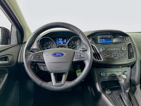 Used 2016 Ford Focus SE w/ Equipment Group 201A image 17