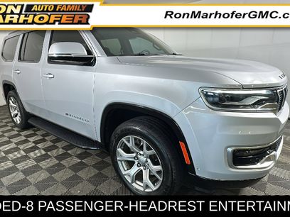 Used 2022 Jeep Wagoneer Series II w/ Rear Seat Video Group 1