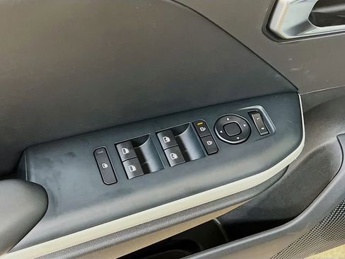 New 2025 Kia K4 GT-Line image 18