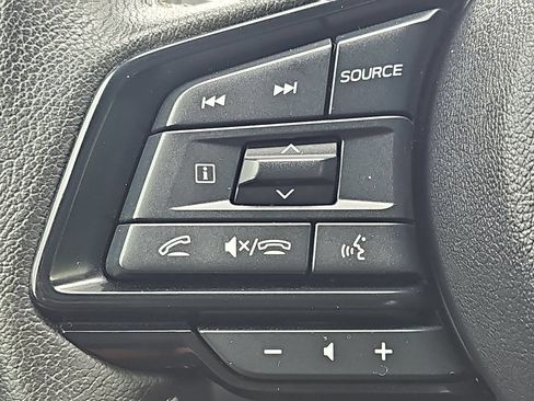Certified 2025 Subaru Forester Premium AWD/4WD image 22