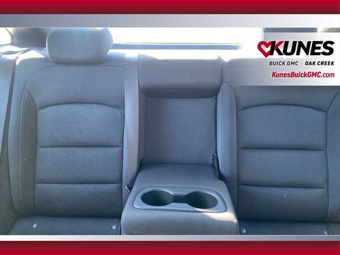 Used 2025 Chevrolet Malibu LT image 31