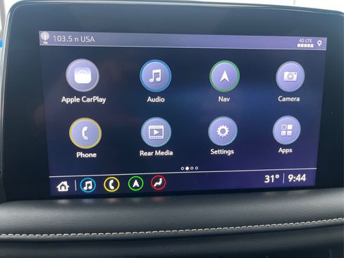 Used 2021 GMC Yukon XL SLT w/ SLT Premium Package image 14