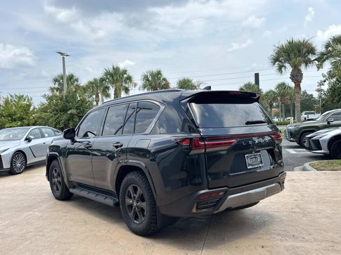Used 2025 Lexus LX 700h Overtrail w/ Accessory Package (Z1) AWD/4WD image 14