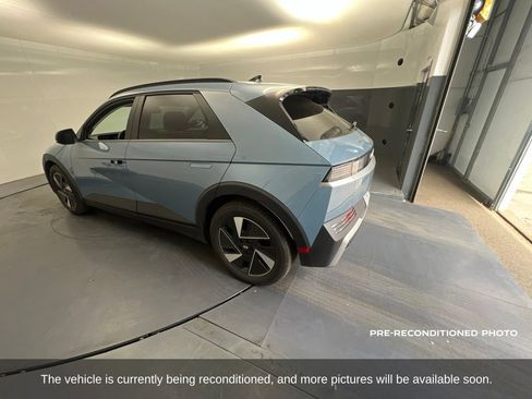 Used 2025 Hyundai Ioniq 5 SEL RWD image 3