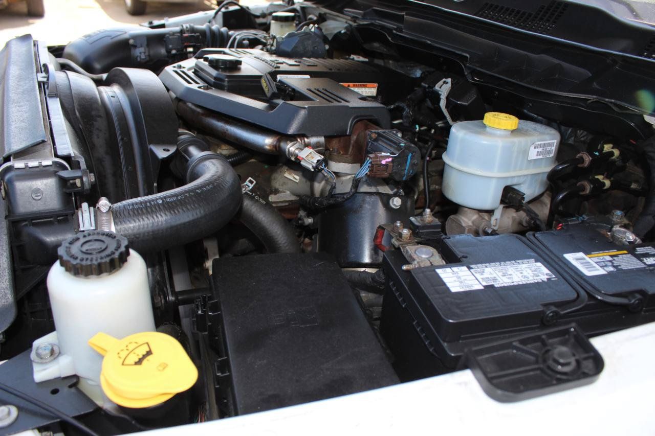 Used 2014 RAM 2500 Tradesman w/ Chrome Appearance Group AWD/4WD image 31