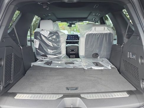 New 2026 Chevrolet Tahoe Premier w/ Sun And Tow Package image 4