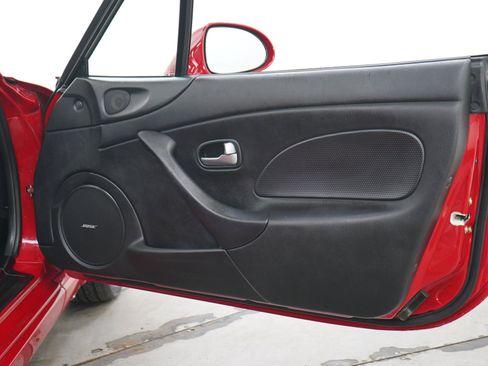 Used 2005 MAZDA MX-5 Miata LS w/ Sports Look Appearance Pkg RWD image 9