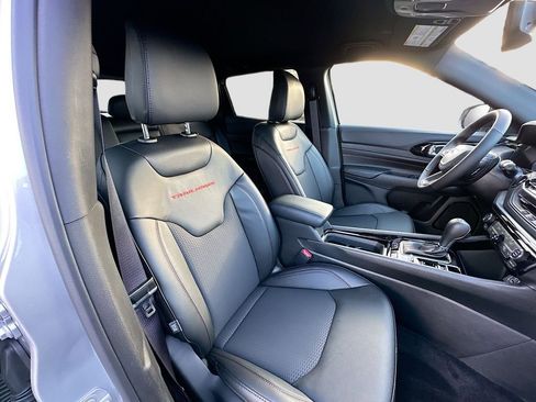 New 2026 Jeep Compass Trailhawk w/ Trailer Tow Group image 29