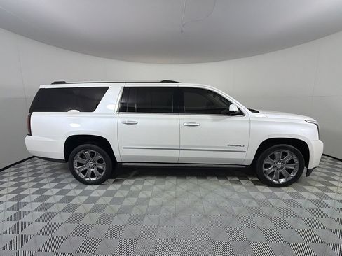 Used 2016 GMC Yukon XL Denali w/ Open Road Package AWD/4WD image 4