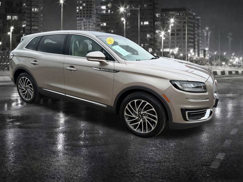 Used 2019 Lincoln Nautilus Reserve w/ Cargo Utility Package AWD/4WD image 8