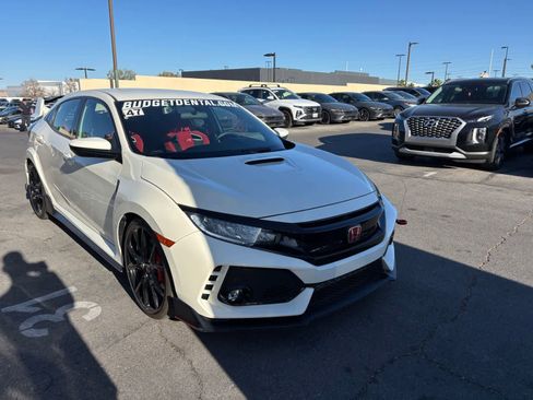 Used 2018 Honda Civic Type R image 5