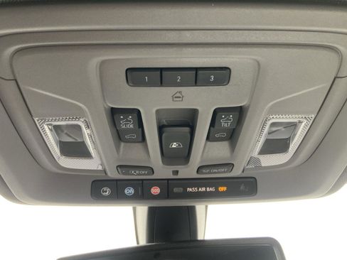 Used 2021 Chevrolet Silverado 1500 LTZ w/ Z71 Off-Road Package AWD/4WD image 56