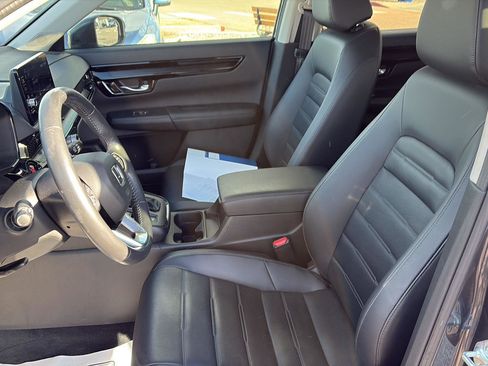 Used 2023 Honda CR-V EX-L image 6