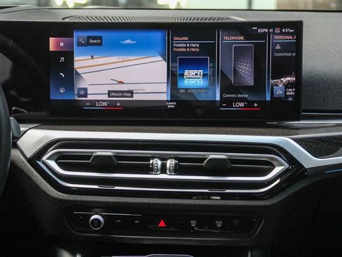 Used 2023 BMW 330i Sedan w/ Premium Package image 13