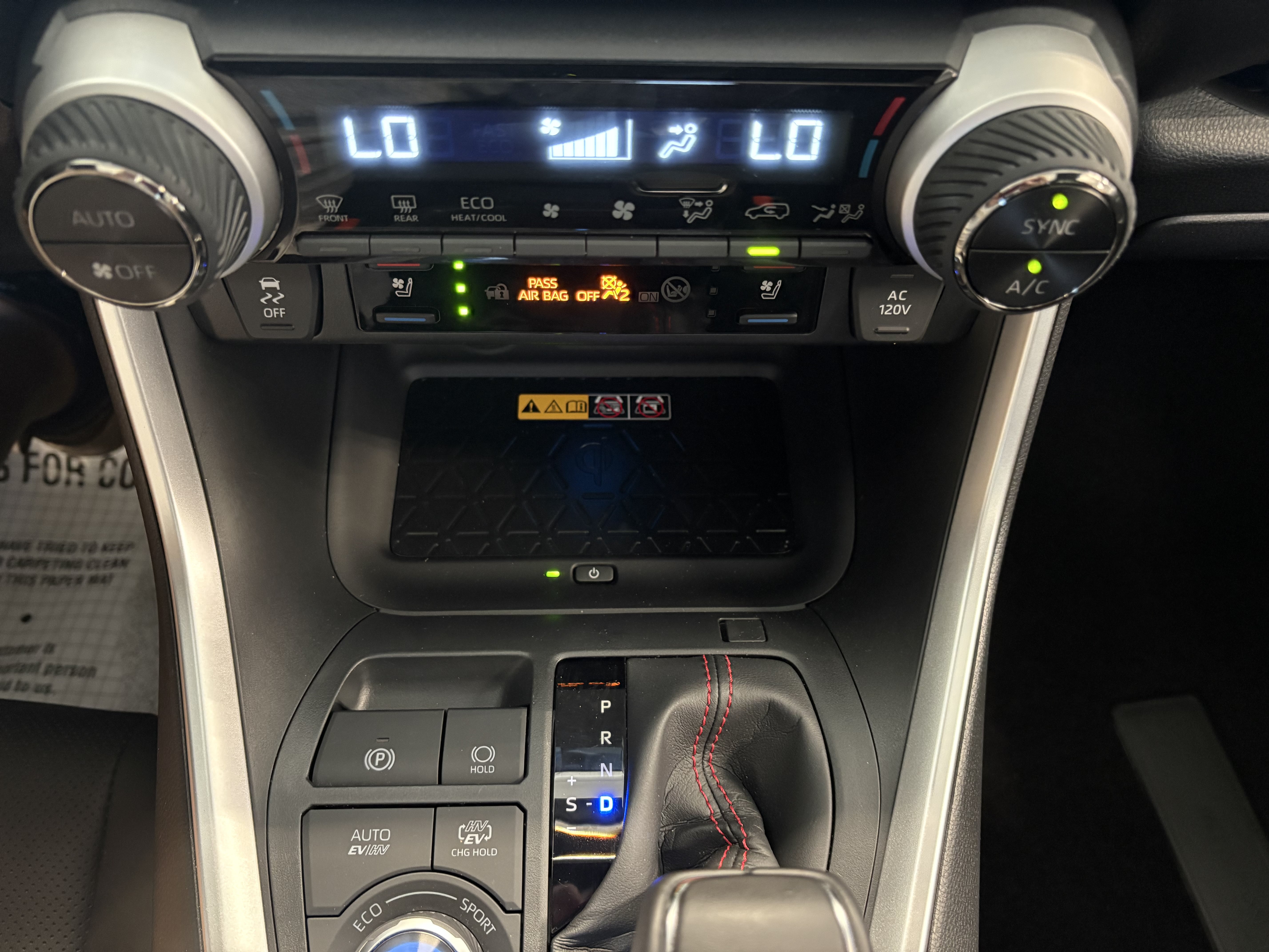 Certified 2025 Toyota RAV4 XSE w/ Premium Package AWD/4WD image 17