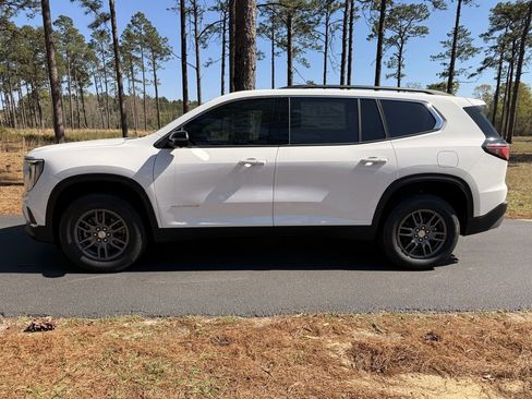 New 2026 GMC Acadia Elevation w/ LPO, Floor Liner Package FWD image 2