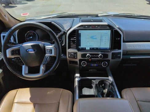 Used 2022 Ford F250 Lariat w/ Lariat Ultimate Package AWD/4WD image 23