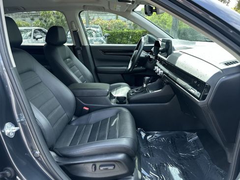 Used 2024 Honda CR-V EX-L image 16