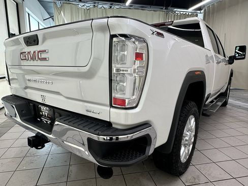 Used 2023 GMC Sierra 3500 SLT w/ SLT Convenience Package image 8