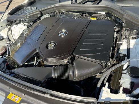 Certified 2025 Mercedes-Benz GLC 300 4MATIC image 24