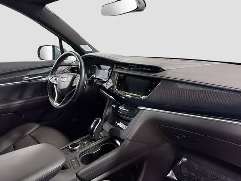 Used 2023 Cadillac XT6 Sport AWD/4WD image 34
