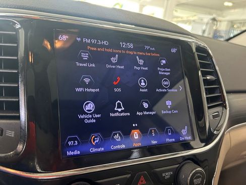 Used 2020 Jeep Grand Cherokee Limited image 14