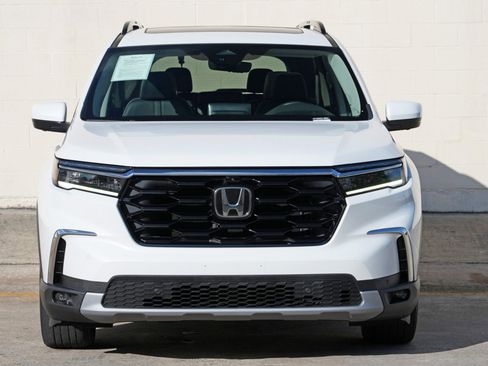 Used 2023 Honda Pilot Elite image 49