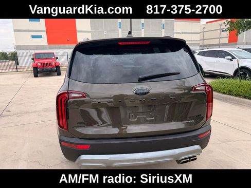 Used 2021 Kia Telluride SX w/ SX Prestige Package AWD/4WD image 3