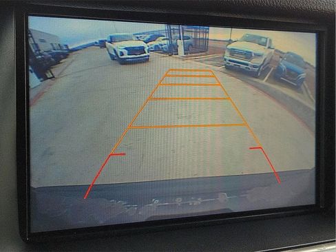 Used 2016 Chevrolet Tahoe LT w/ Luxury Package image 18