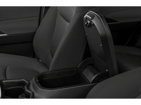 Used 2021 Toyota RAV4 XLE w/ Convenience Package AWD/4WD image 9