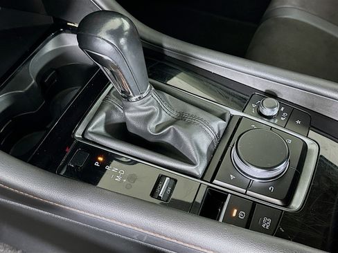 Used 2024 MAZDA MAZDA3 s image 24