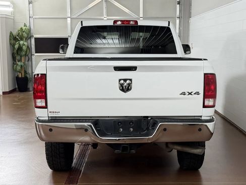 Used 2018 RAM 3500 Tradesman w/ Chrome Appearance Group AWD/4WD image 4