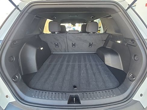 Certified 2026 Chevrolet Equinox LT FWD image 32