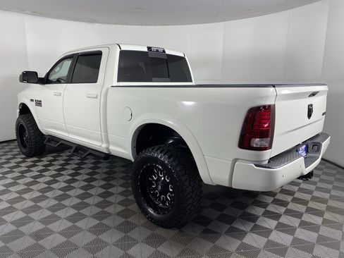 Used 2017 RAM 2500 Laramie w/ Sport Appearance Group AWD/4WD image 10