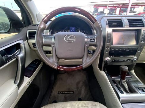 Used 2014 Lexus GX 460 image 5